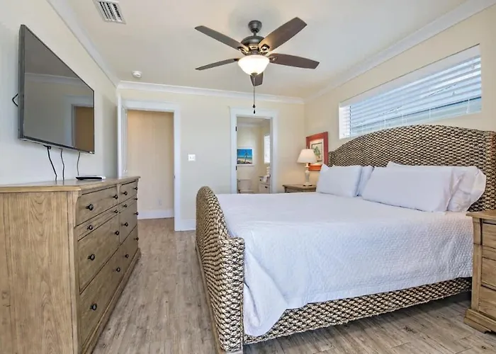 Beachfront 5bed Easybreezy East * Gulf Shores