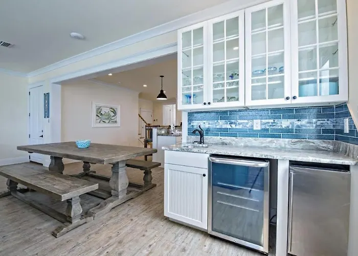 Holiday home Beachfront 5bed Easybreezy East *